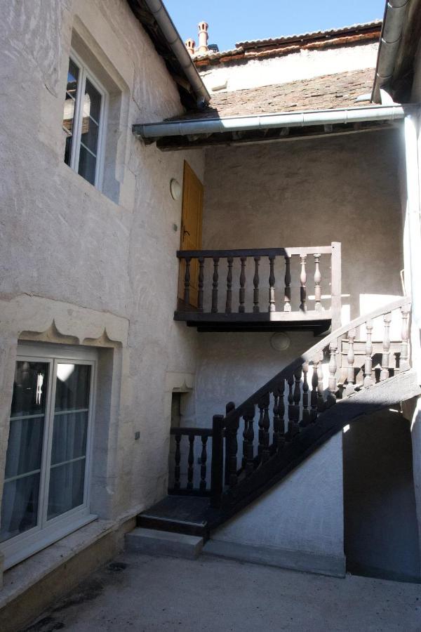 Duplex Charmant Idealement Situe Доль Экстерьер фото